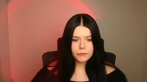 Naomi online show from 10/24/25, 06:37