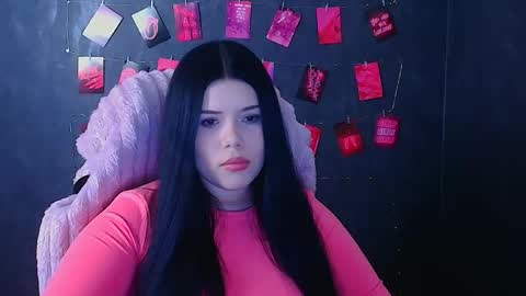 Naomi online show from 11/06/25, 06:42