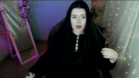 Naomi online show from 04/21/26, 06:31