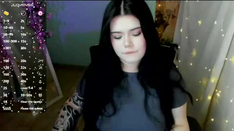 Naomi online show from 04/24/26, 01:57