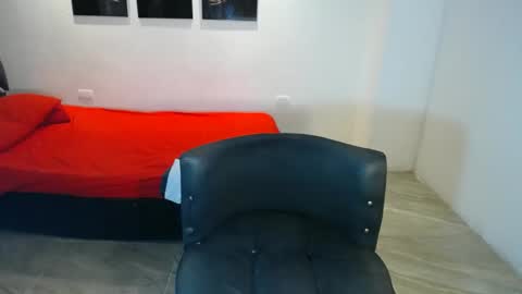 naomiwildburn online show from 09/13/25, 02:28