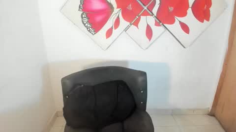 naomiwildburn online show from 04/05/26, 07:55