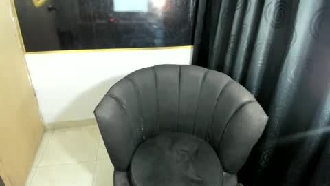 naomiwildburn online show from 07/07/26, 06:47