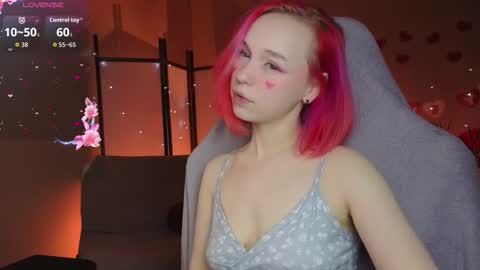 Naomi online show from 02/15/26, 08:38