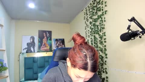 naomy online show from 01/02/25, 07:18