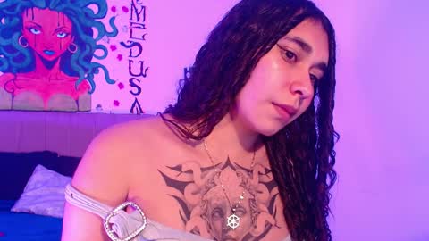 Snapshot of naomybenedetti chatting on 01/11/25, 06:33 Nao online show from 01/11/25, 06:33