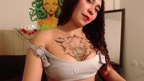 Snapshot of naomybenedetti chatting on 03/09/25, 07:15 Nao online show from 03/09/25, 07:15