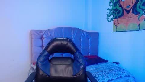 Snapshot of naomybenedetti chatting on 11/02/25, 12:51 Nao online show from 11/02/25, 12:51