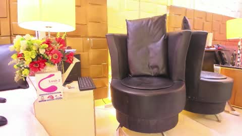 nao online show from 10/10/25, 07:24