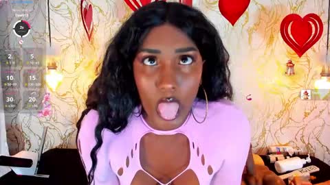 Naomy online show from 04/27/26, 08:29