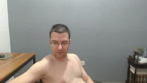 Snapshot of nappadel85 chatting on 04/29/26, 01:43 nappadel85 online show from 04/29/26, 01:43