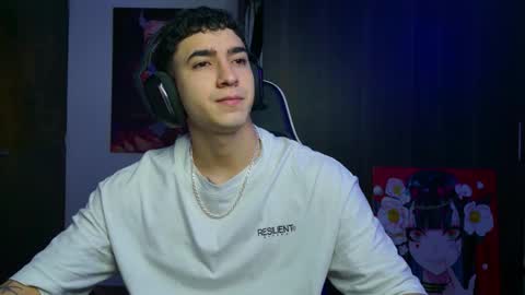 sebastian online show from 11/25/25, 04:12