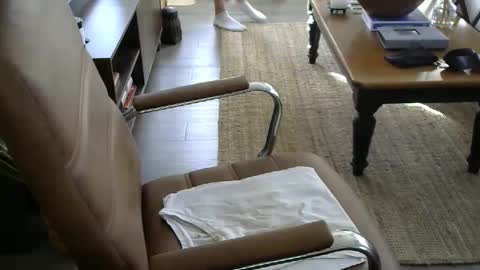 Snapshot of nareth338 chatting on 01/20/25, 11:10 nareth338 online show from 01/20/25, 11:10