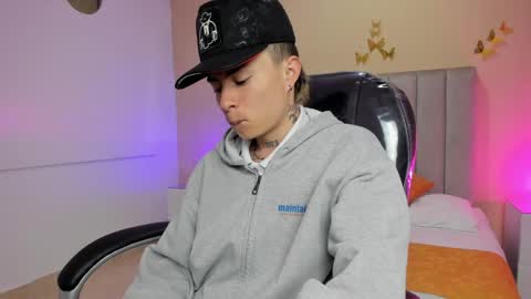 Nascary Fox online show from 04/21/26, 12:00