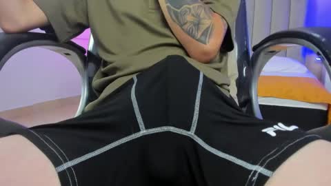 Nascary Fox online show from 04/23/26, 01:57