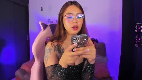 Snapshot of nasha_abby chatting on 03/02/25, 03:02 Call me Nasha    online show from 03/02/25, 03:02