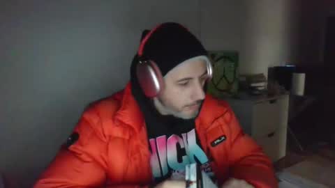 nassobout online show from 12/22/24, 03:33