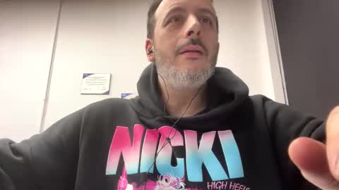 nassobout online show from 02/10/25, 10:51