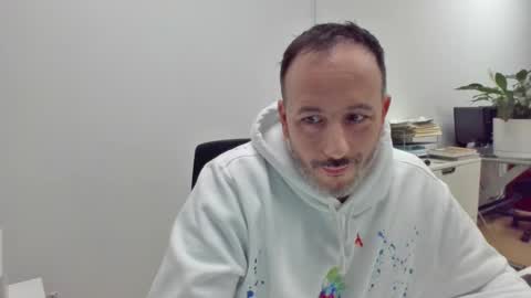 nassobout online show from 02/21/25, 12:49