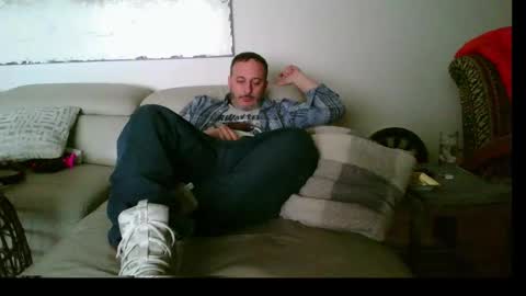 nassobout online show from 02/28/25, 10:20