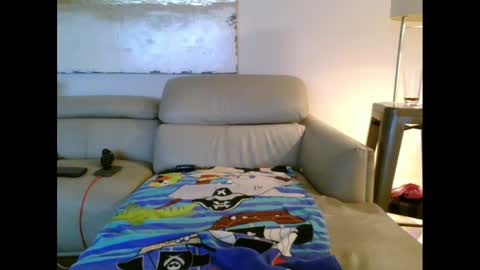 nassobout online show from 10/14/25, 11:16