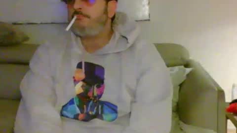 nassobout online show from 12/13/25, 11:32