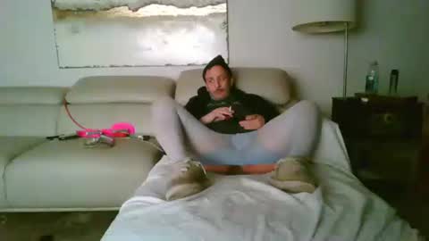 nassobout online show from 02/05/26, 09:47