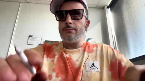 nassobout online show from 05/18/26, 08:47