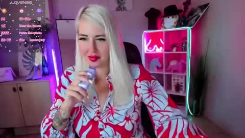 Snapshot of nastasya_cute chatting on 07/25/26, 01:47 Nastya online show from 07/25/26, 01:47