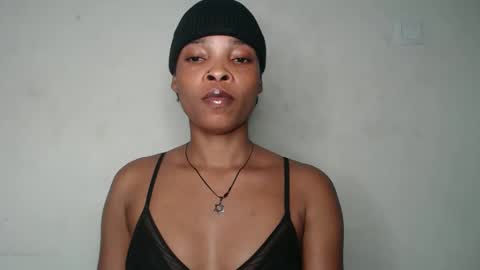 bella online show from 11/06/25, 12:11