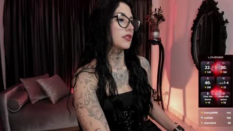 Snapshot of nasty_alice1 chatting on 12/26/24, 03:38 Goddess Alice online show from 12/26/24, 03:38