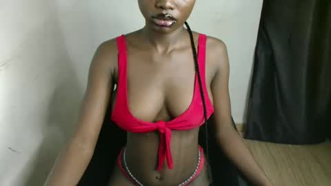 Snapshot of nasty_creamypussyy chatting on 02/25/26, 07:23 Mila online show from 02/25/26, 07:23