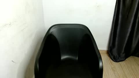 Snapshot of nasty_creamypussyy chatting on 02/27/26, 07:19 Mila online show from 02/27/26, 07:19