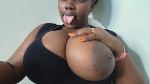 chimummy online show from 02/16/26, 05:03