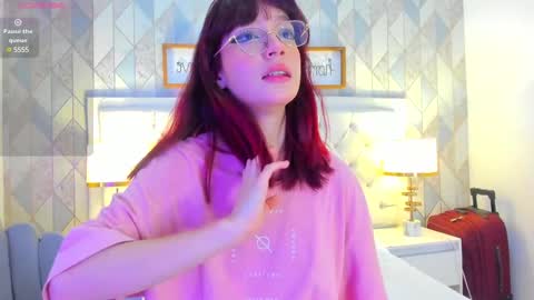 Snapshot of nastya_fantasy chatting on 02/22/25, 07:14 Nastya online show from 02/22/25, 07:14