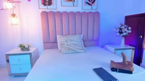 Snapshot of nastyalvanova chatting on 06/17/26, 02:47 Deisy online show from 06/17/26, 02:47