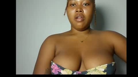 Zanele online show from 07/04/26, 05:13