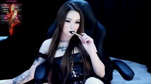 nastykatty_ online show from 10/15/25, 08:53