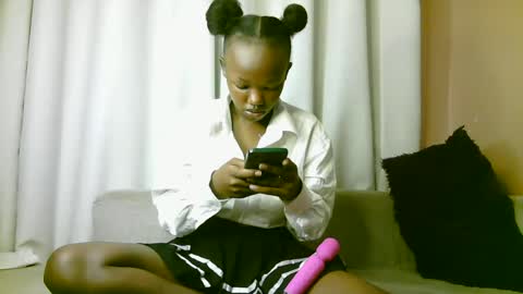 Snapshot of nastypetitebaby chatting on 06/23/26, 08:01 nastypetitebaby online show from 06/23/26, 08:01