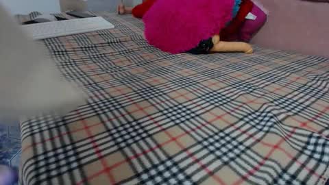 nat_evans8 online show from 03/09/26, 10:36