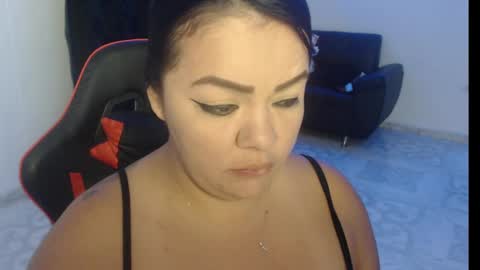 Nata Ramirez online show from 02/11/25, 07:02