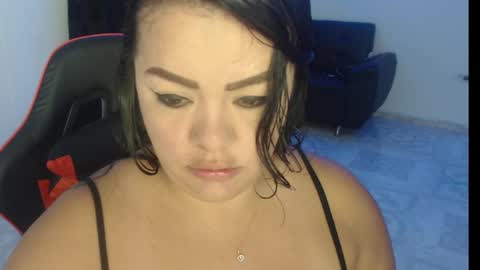 Nata Ramirez online show from 02/17/25, 05:25