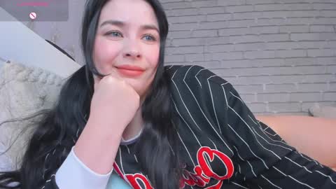 Snapshot of natal_forsy chatting on 04/03/26, 12:58 Nataly online show from 04/03/26, 12:58