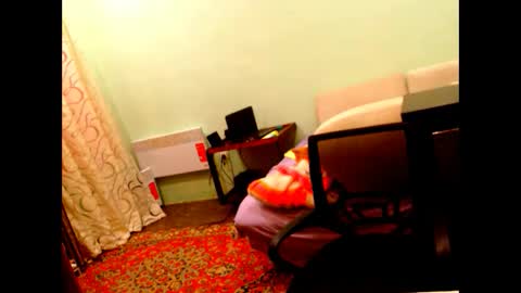 natali online show from 10/21/25, 06:41