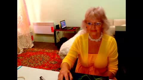 natali online show from 10/29/25, 07:43