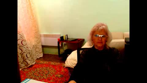 natali online show from 11/09/25, 11:19