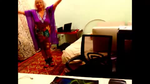 natali online show from 12/20/25, 08:27