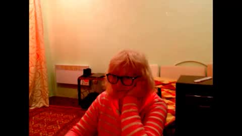 natali online show from 04/12/26, 08:08