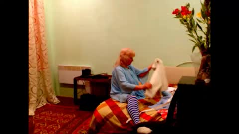 natali online show from 04/25/26, 07:11