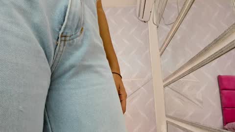 Snapshot of natalia_aguirre chatting on 12/28/24, 12:24 Naty online show from 12/28/24, 12:24